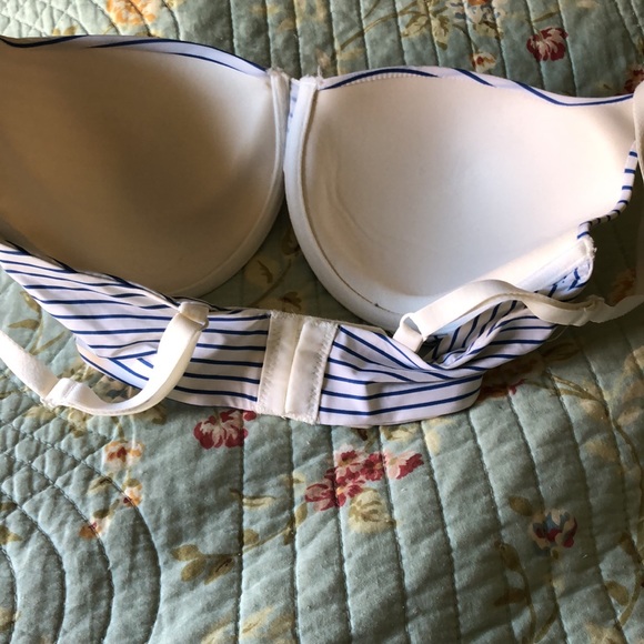 Gilligan & O’Malley Blue and white striped bra - Picture 2 of 3